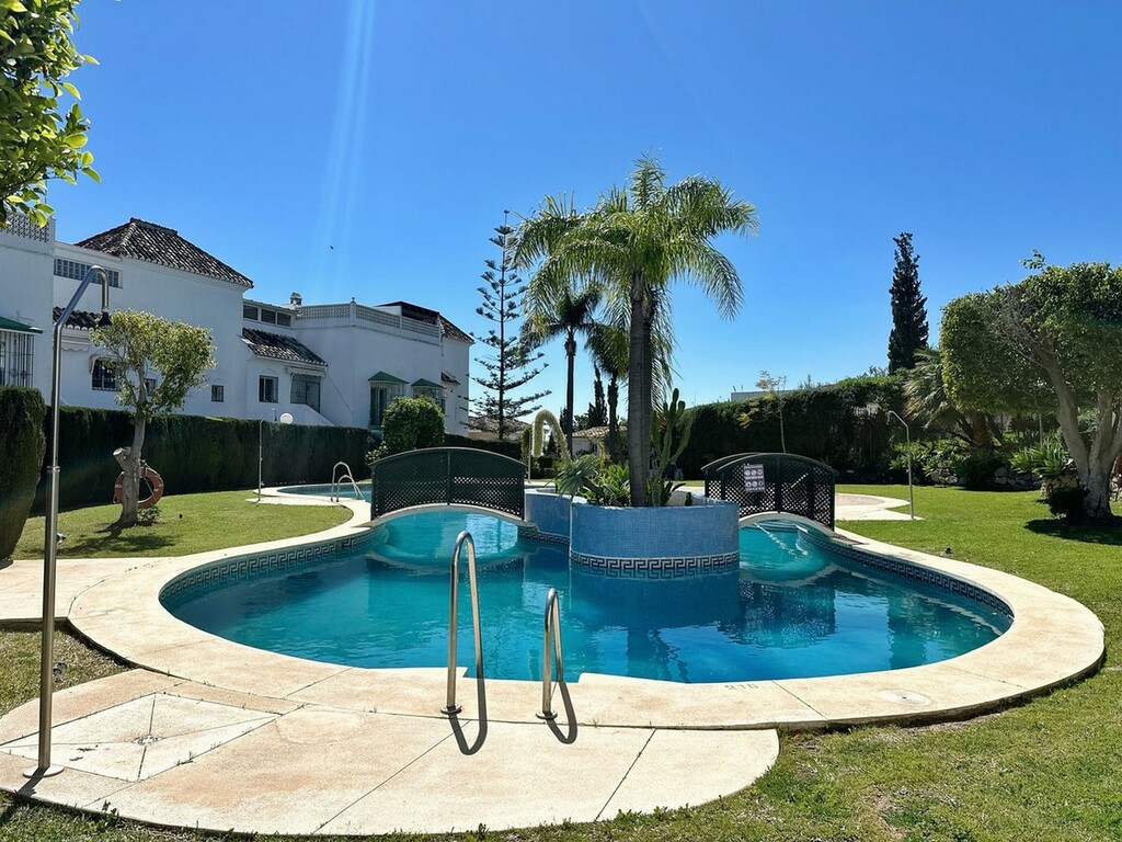 4-bedroom Ground Floor In Mijas Costa, Spain (73 M²)
