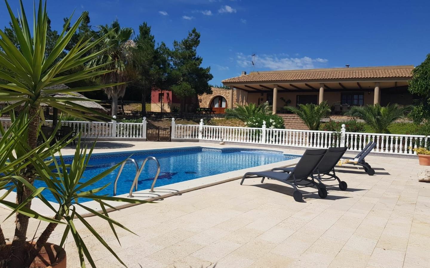 4-bedroom Villa In Murcia, Spain (350 M²)