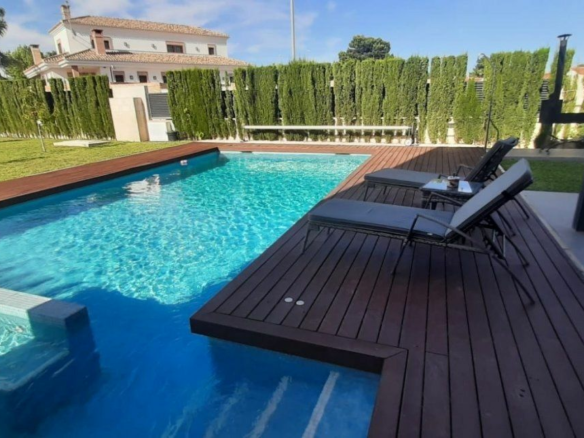 Villa In Santiago De La Ribera