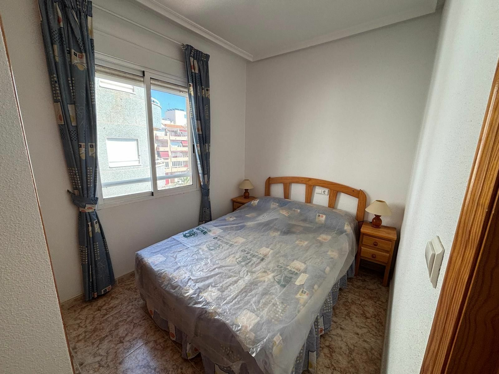 1-9-cf5699 3-bedroom Apartment In Torrevieja, Spain