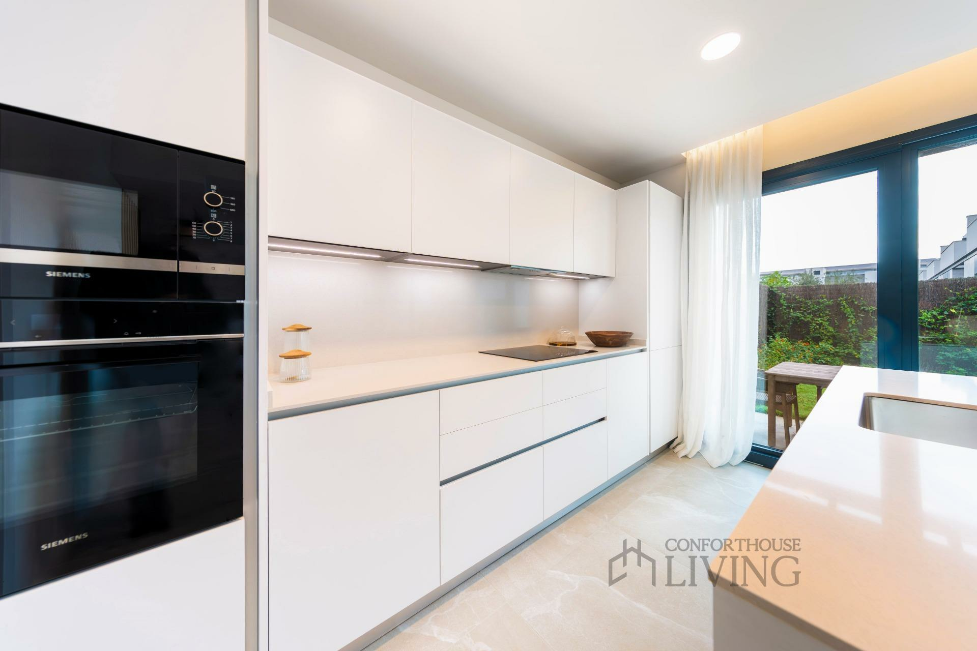 3-bedroom Terraced House In Palma De Mallorca, Spain (145 M²)