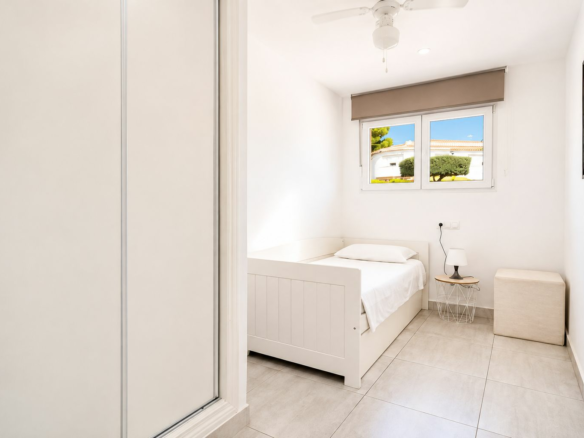5-bedroom Villa In Jávea, Spain (390 M²)