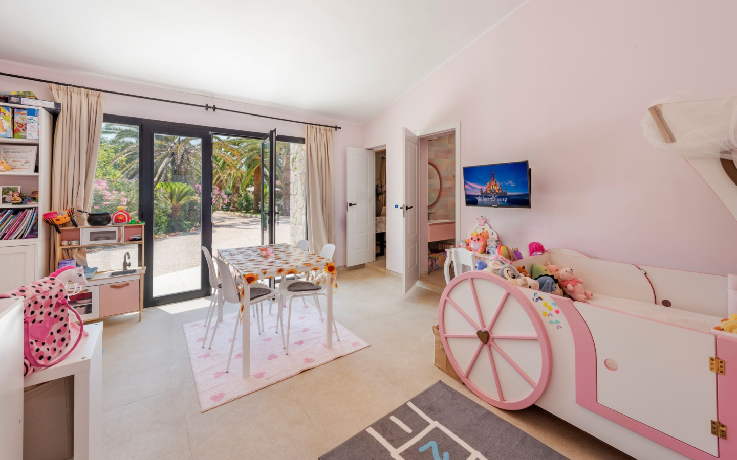 8-bedroom Finca In Binissalem, Spain (472 M²)