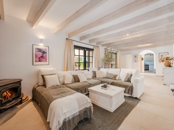 8-bedroom Finca In Binissalem, Spain (472 M²)