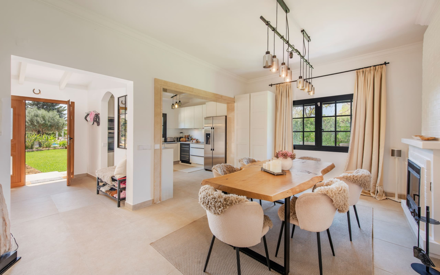 8-bedroom Finca In Binissalem, Spain (472 M²)