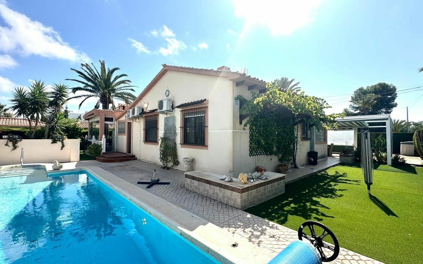 3-bedroom Villa In Cabo Roig, Spain (141 M²)