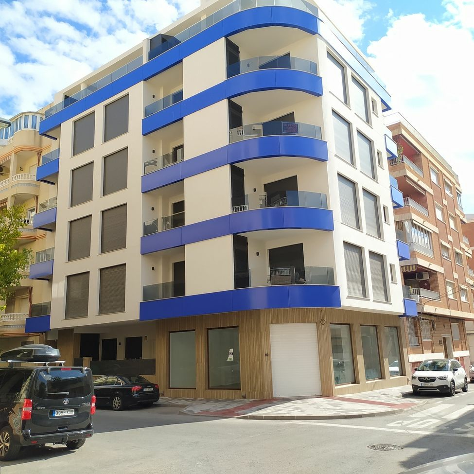 2-bedroom Apartment In Torrevieja, Spain (88 M²)