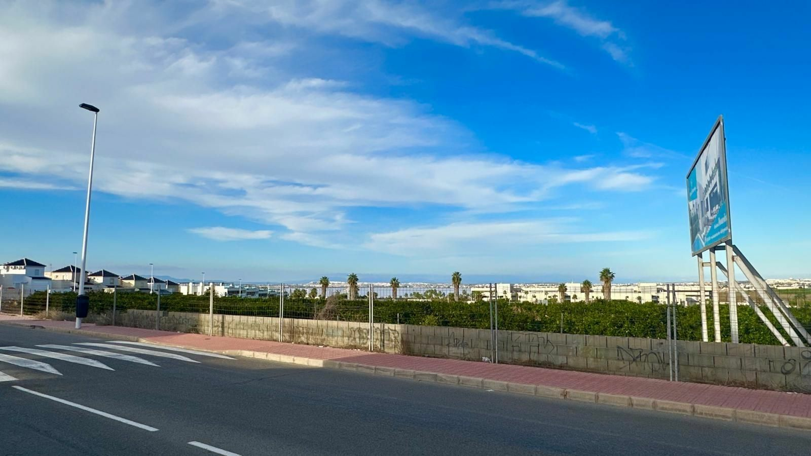 4-bedroom House In Torrevieja, Spain (260 M²)