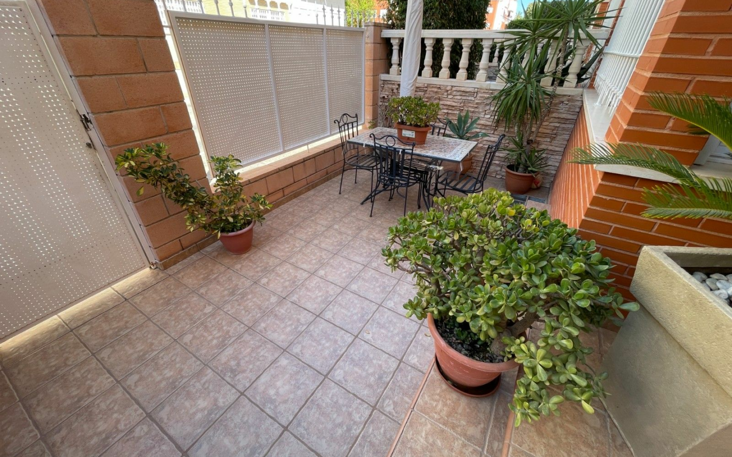 4-bedroom House In Elche, Spain (150 M²)