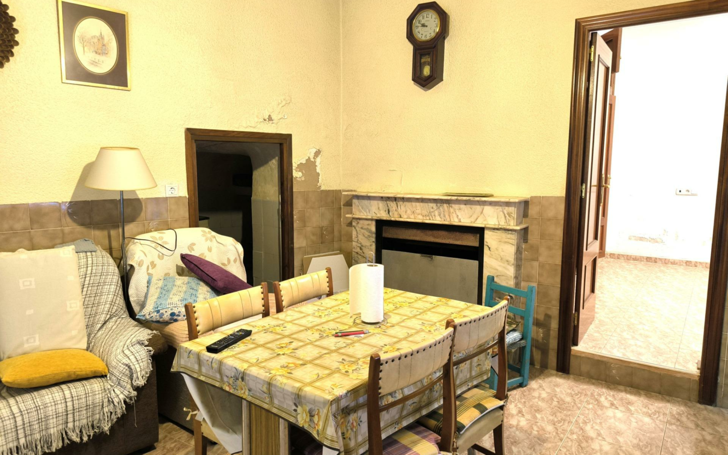 Village House In Algueña