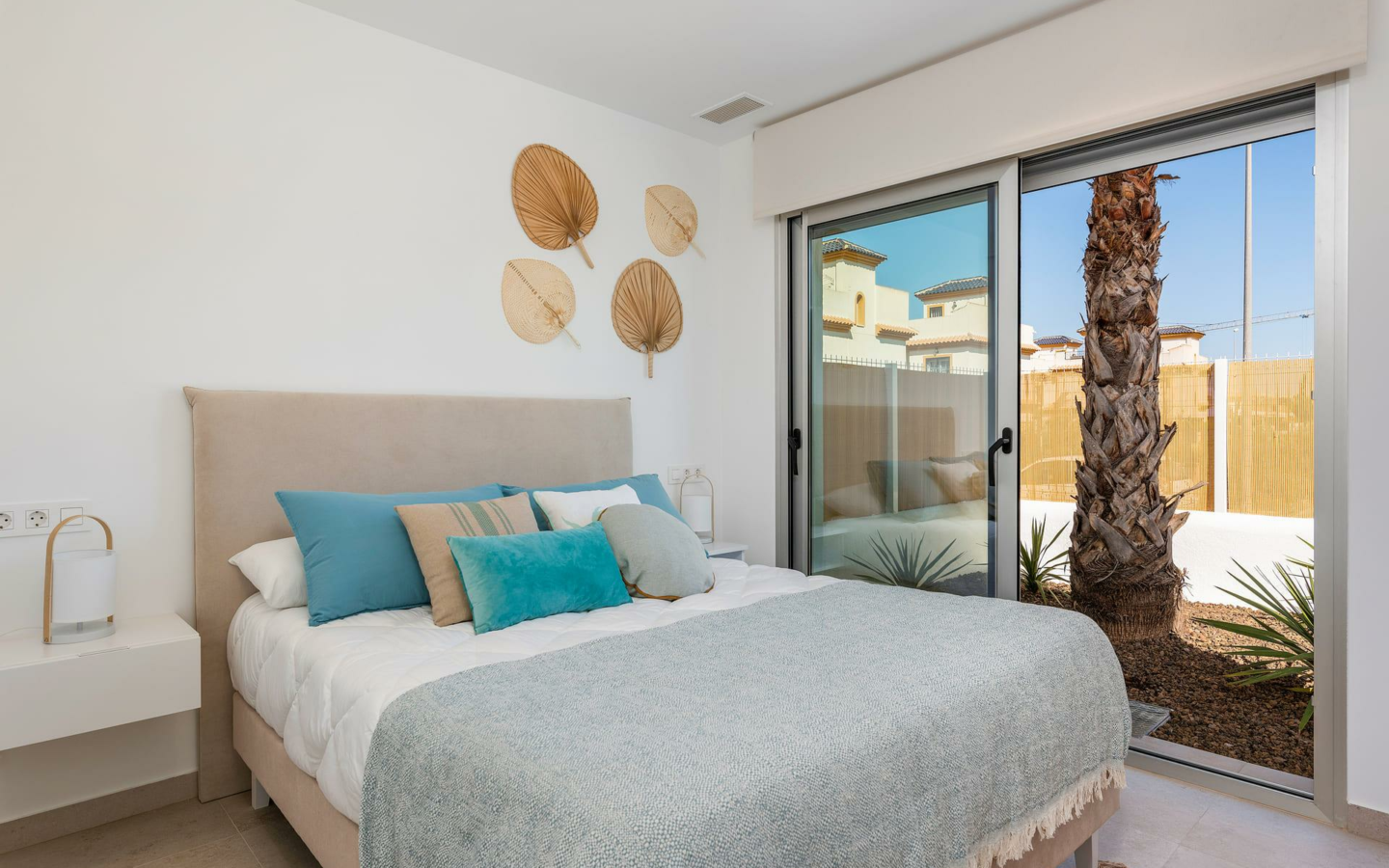 3-bedroom Bungalow In Dolores, Spain (76 M²)