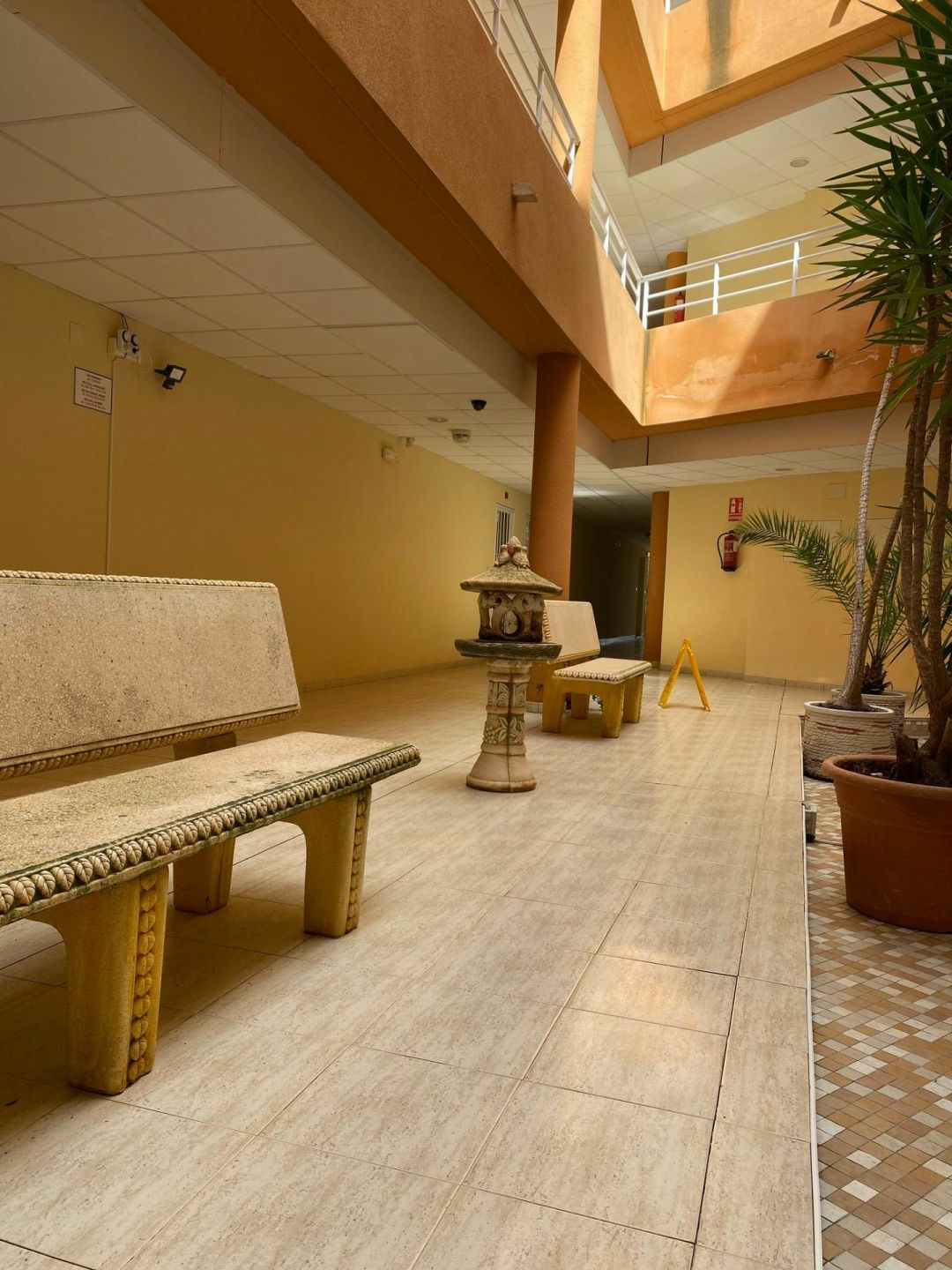 2-10-b9efb8 2-bedroom Apartment In San Miguel De Salinas, Spain (75 M²)