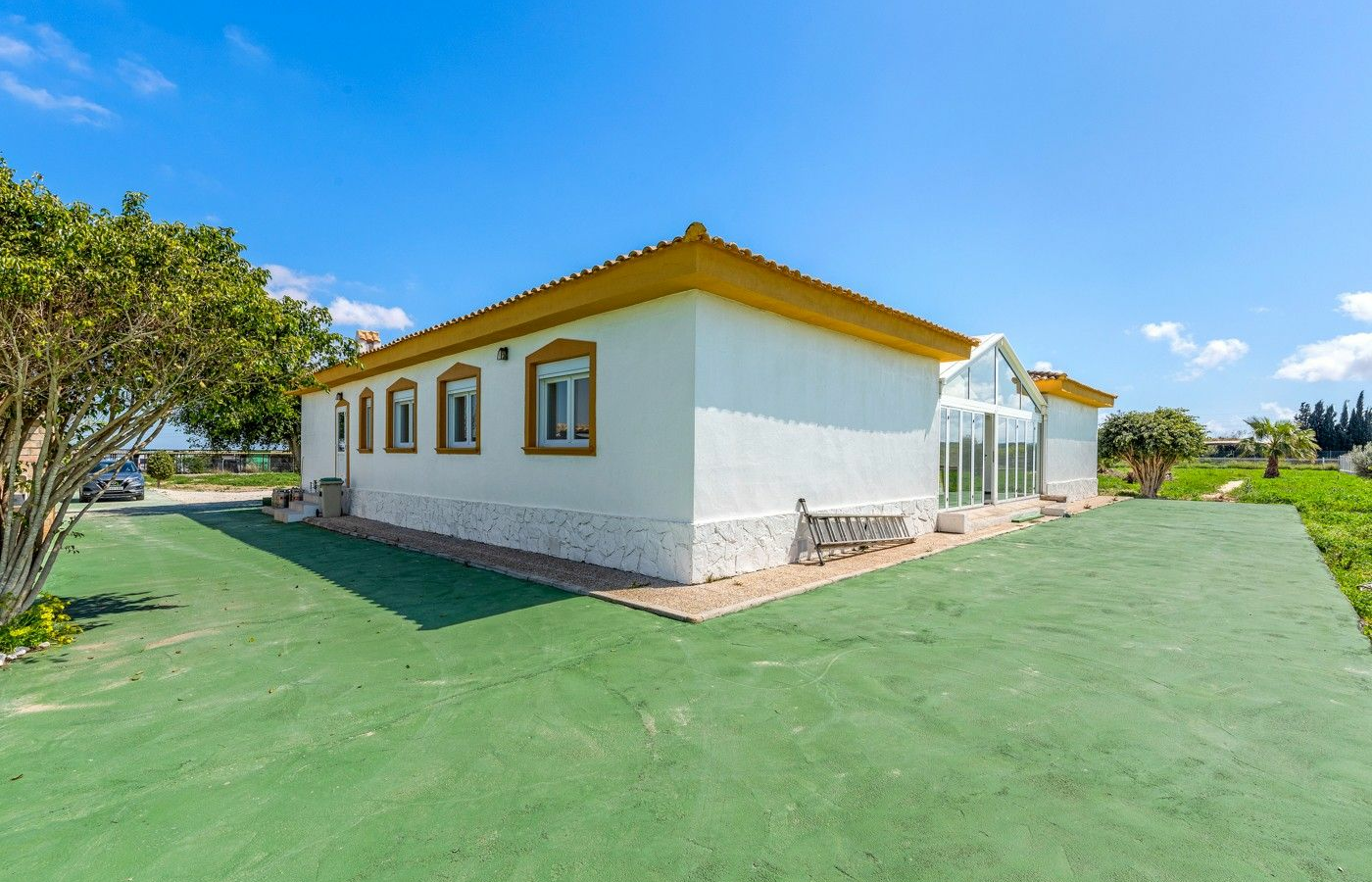 6-bedroom Villa In Los Montesinos, Spain (340 M²)