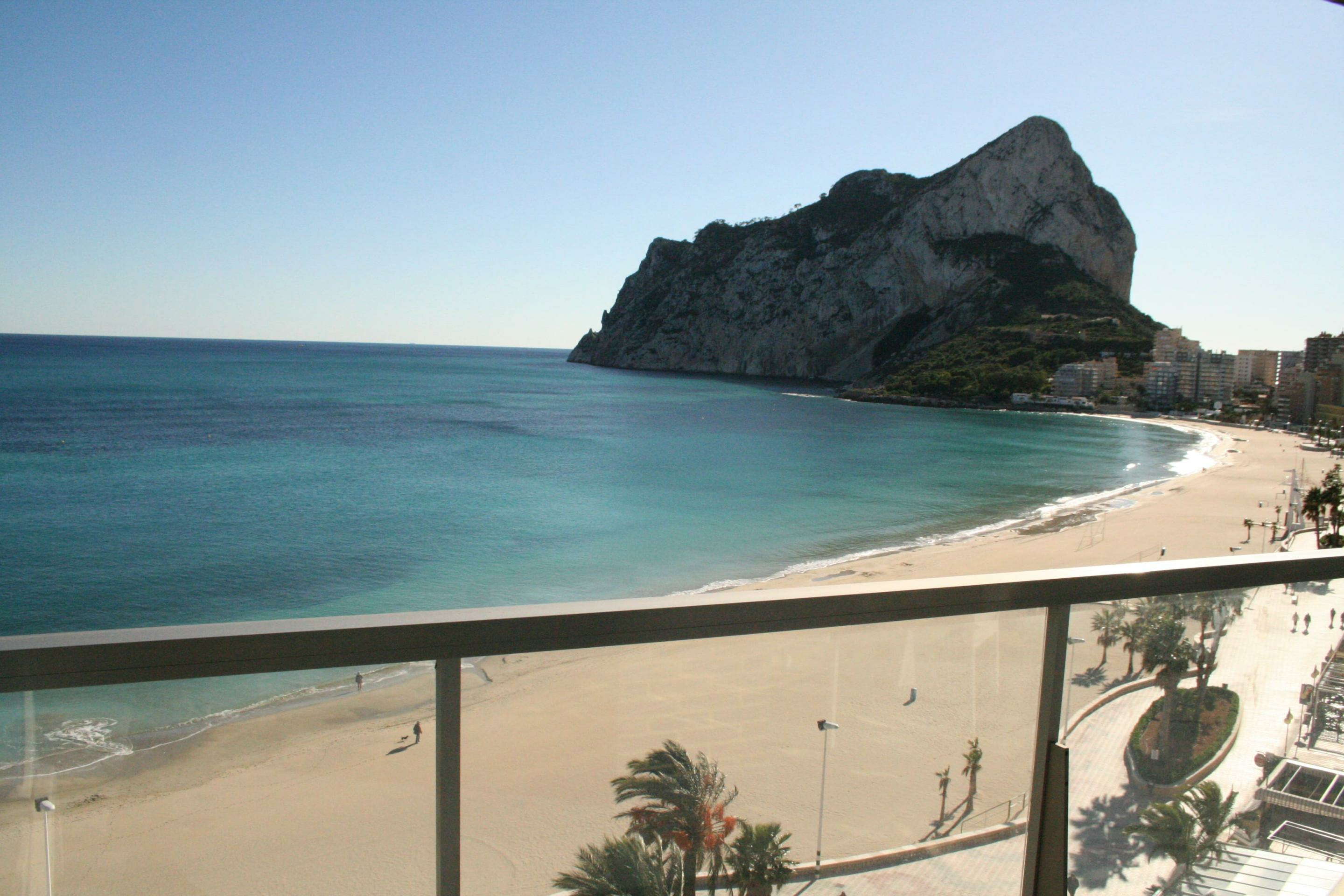 3-bedroom Penthouse In Calpe, Spain (134 M²)