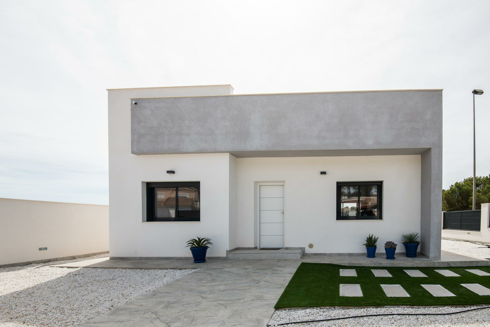 2-12-460e16 2-bedroom Villa In Pilar De La Horadada, Spain (108 M²)