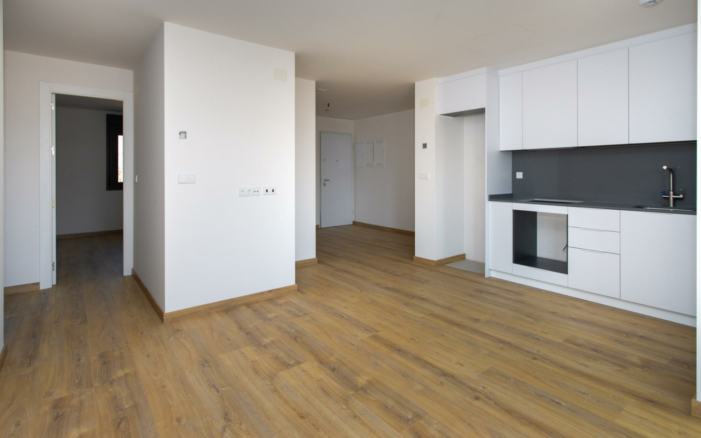 3-bedroom Country Land In Hondon De Las Nieves, Spain (120 M²)