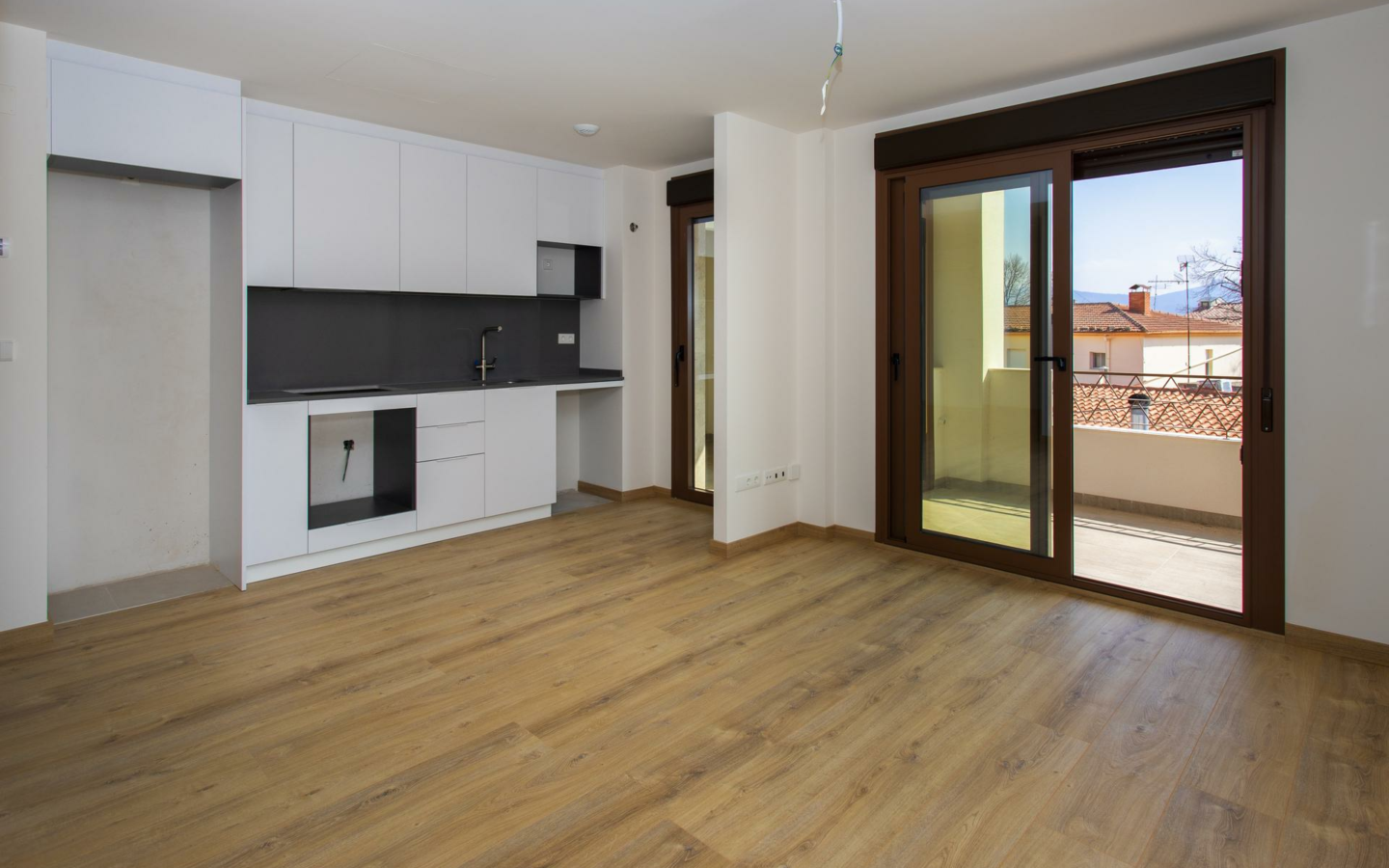 3-bedroom Country Land In Hondon De Las Nieves, Spain (120 M²)