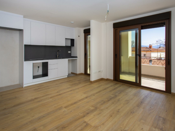 3-bedroom Country Land In Hondon De Las Nieves, Spain (120 M²)