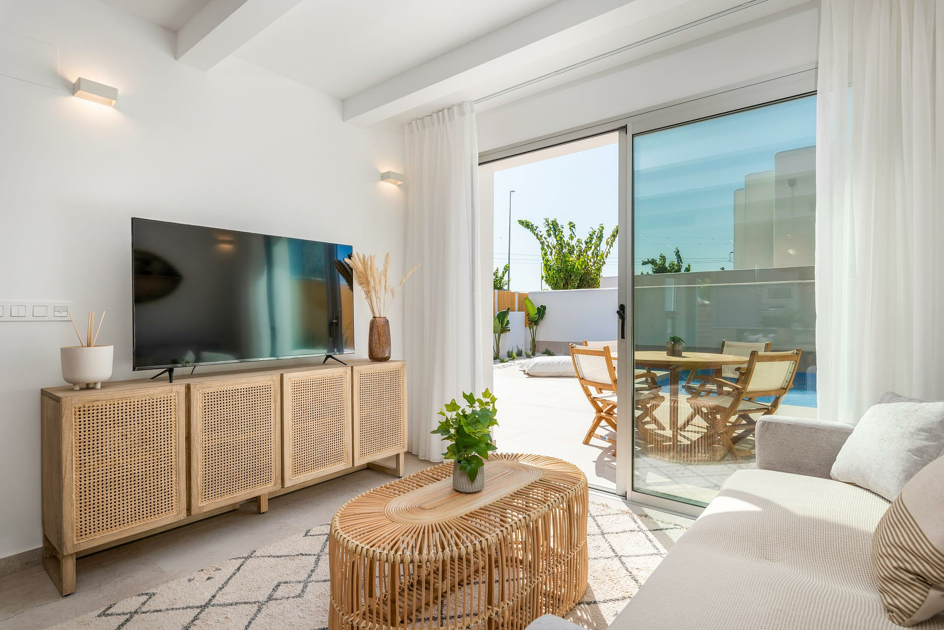 3-bedroom Bungalow In Dolores, Spain (76 M²)
