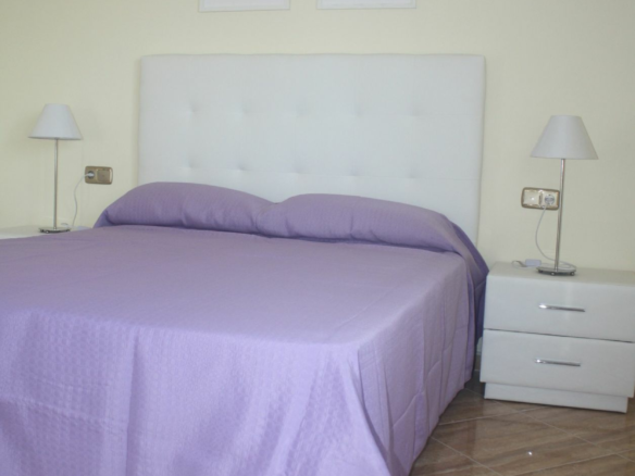 3-bedroom Villa In Torrevieja, Spain (319 M²)