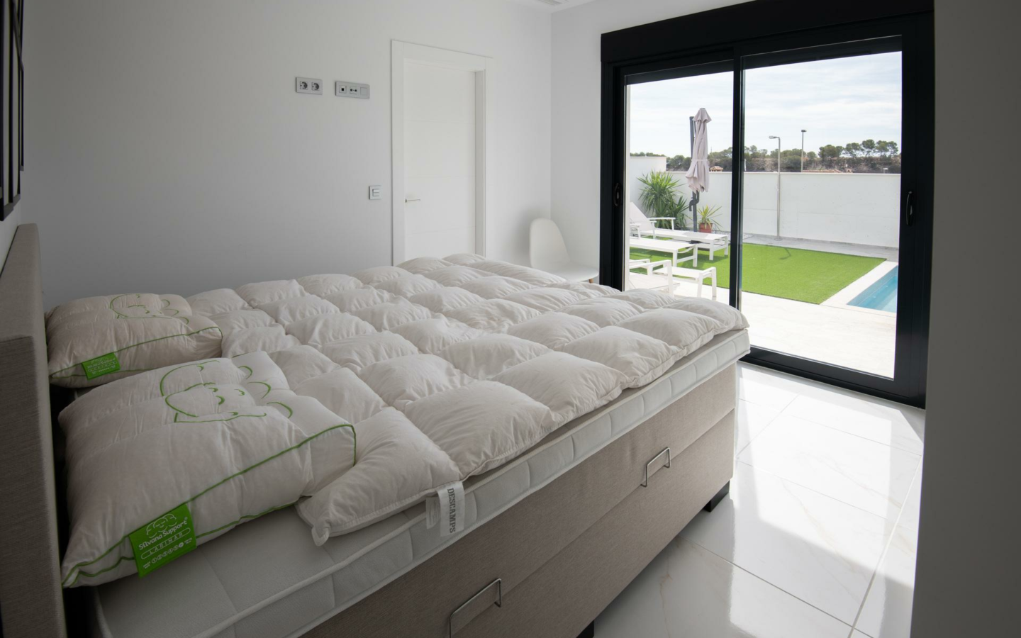 2-bedroom Villa In Pilar De La Horadada, Spain (108 M²)