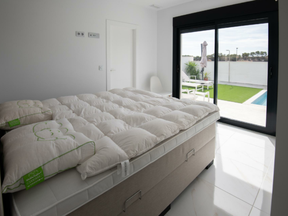 2-bedroom Villa In Pilar De La Horadada, Spain (108 M²)