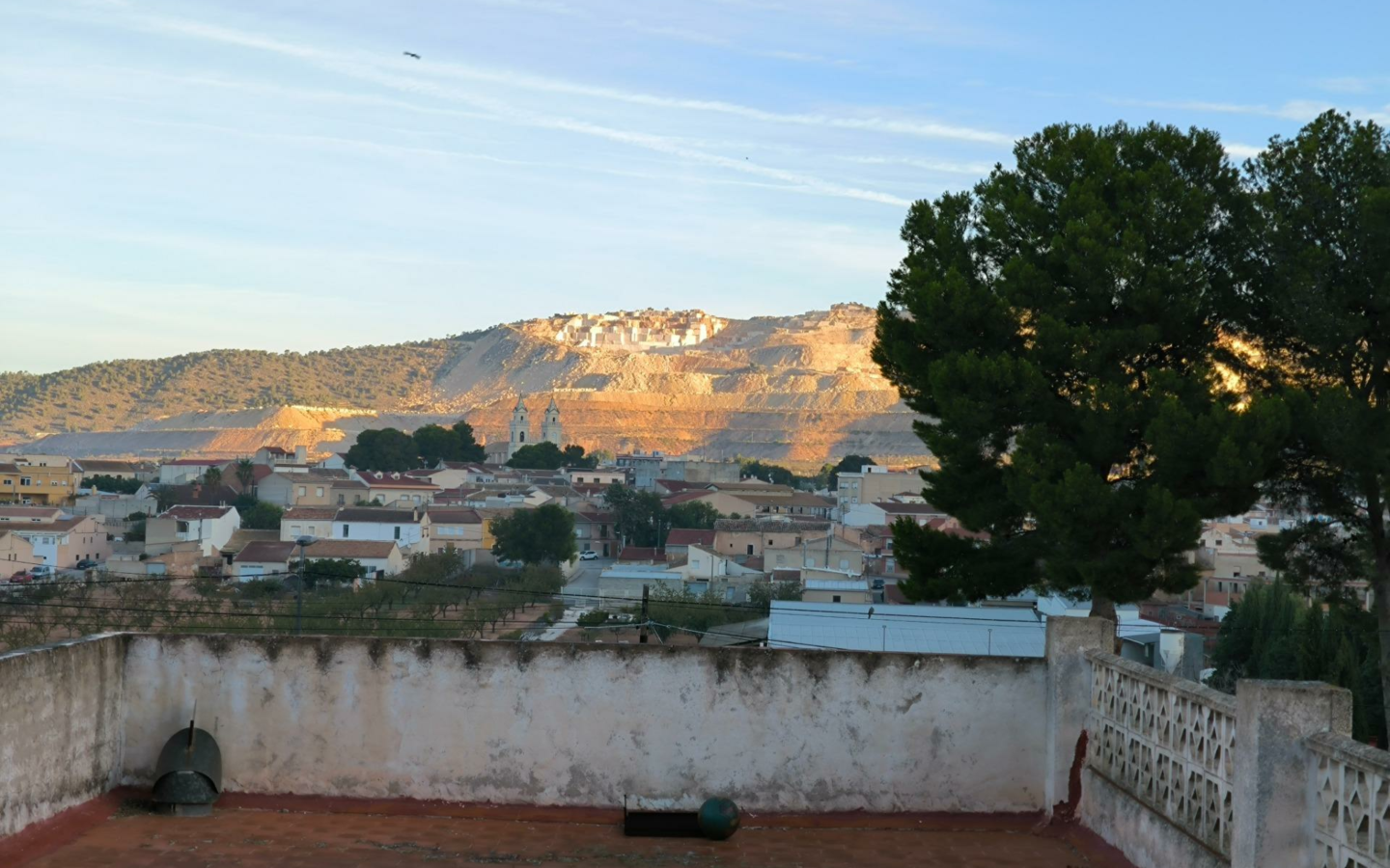 Village House In Algueña
