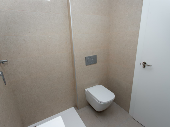 3-bedroom Country Land In Hondon De Las Nieves, Spain (120 M²)
