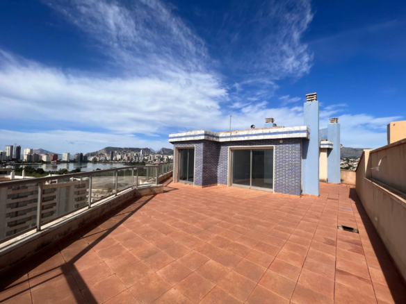 3-bedroom Penthouse In Calpe, Spain (134 M²)
