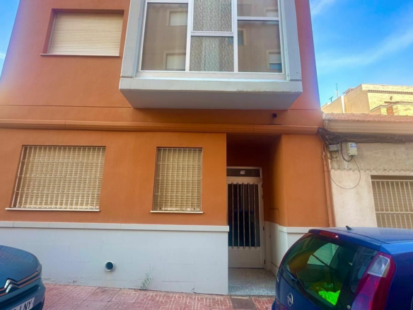 2-bedroom Apartment In Torrevieja, Spain (78 M²)