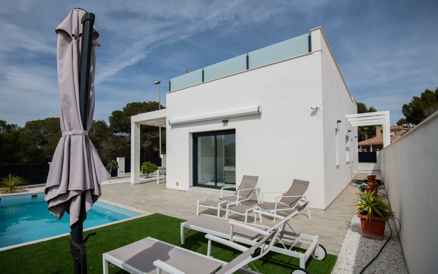 2-bedroom Villa In Pilar De La Horadada, Spain (108 M²)