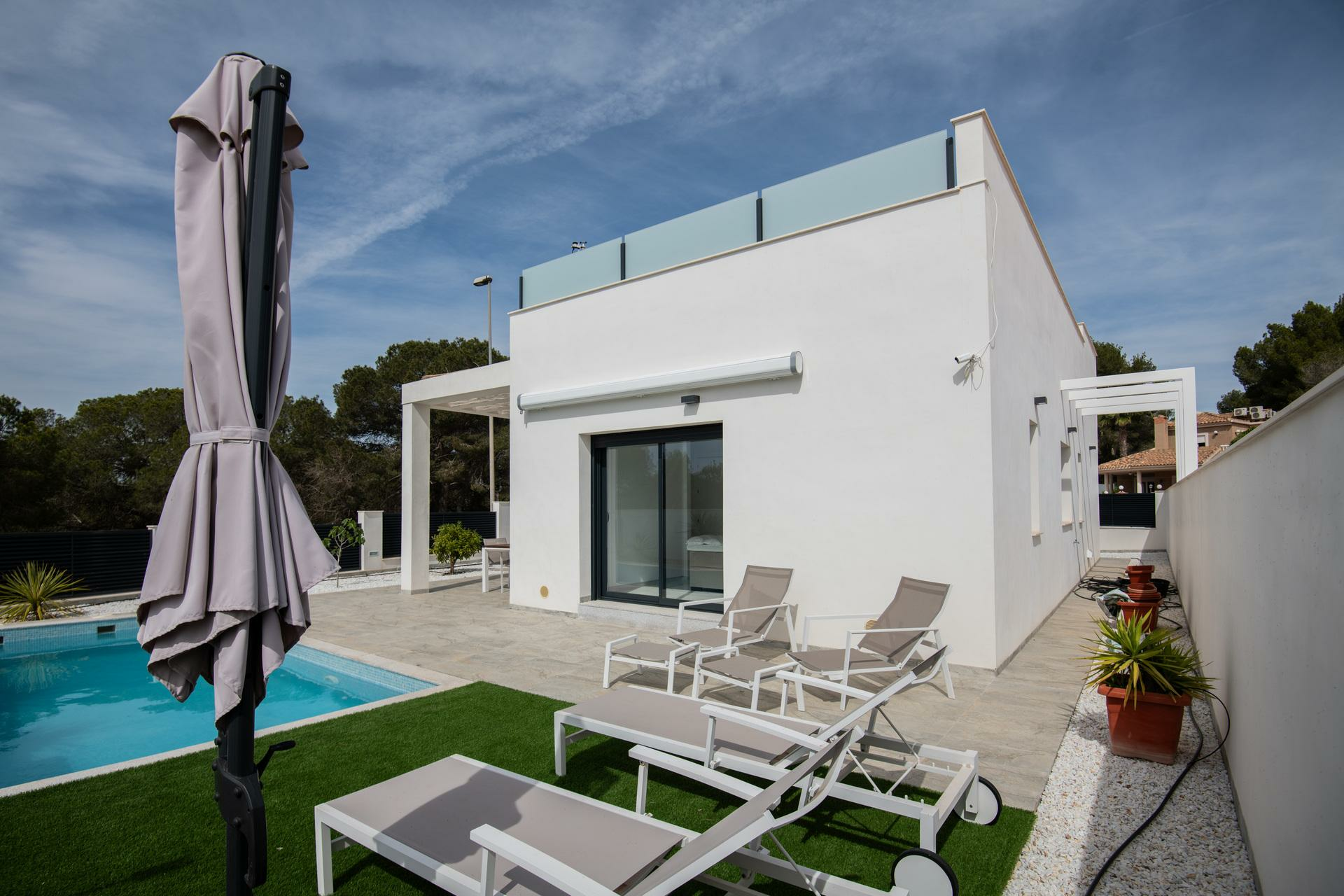 2-2-dd083d 2-bedroom Villa In Pilar De La Horadada, Spain (108 M²)
