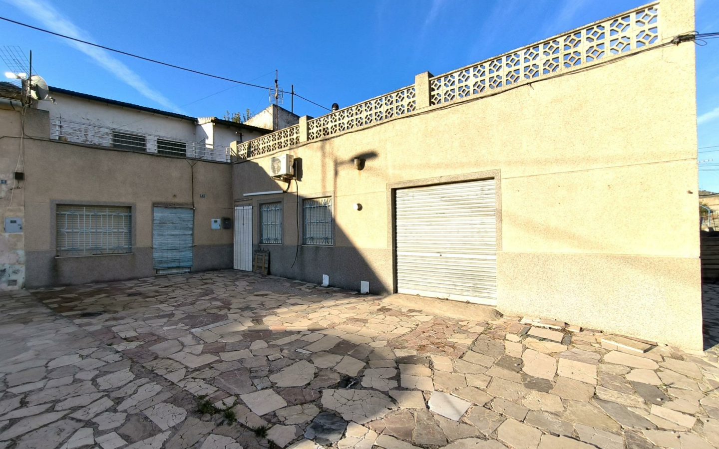Village House In Algueña