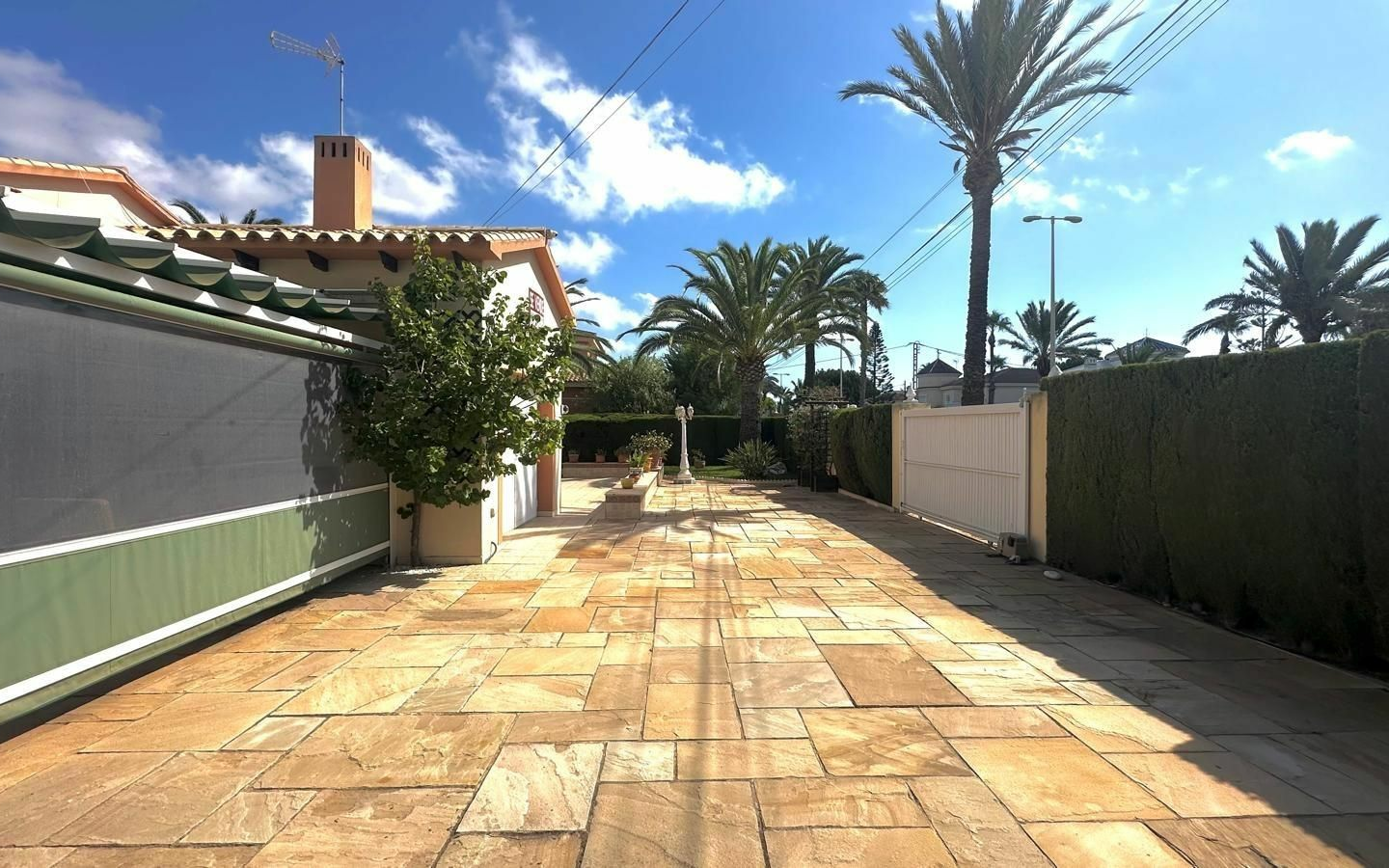 3-bedroom Villa In Cabo Roig, Spain (141 M²)