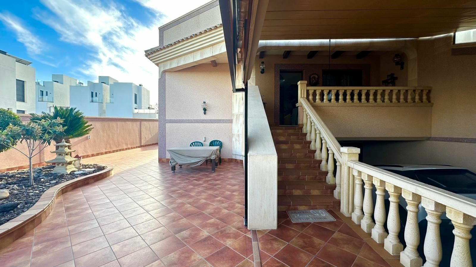 4-bedroom House In Torrevieja, Spain (260 M²)
