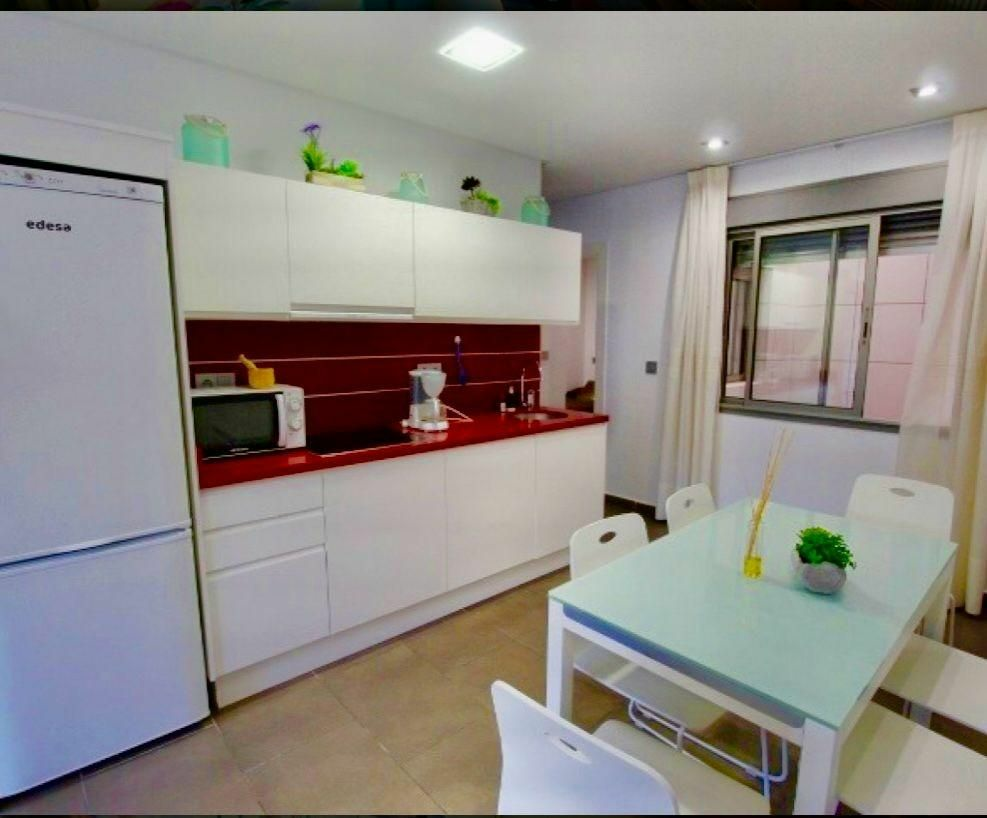 2-bedroom Apartment In Guardamar Del Segura, Spain (67 M²)
