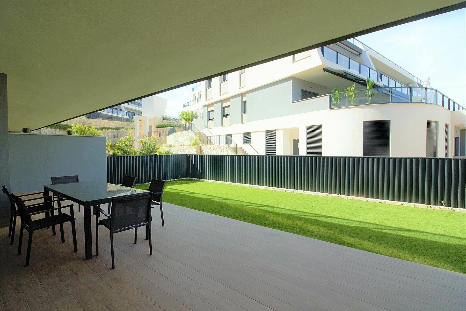 3-bedroom Apartment In Santa Pola, Spain (93 M²)