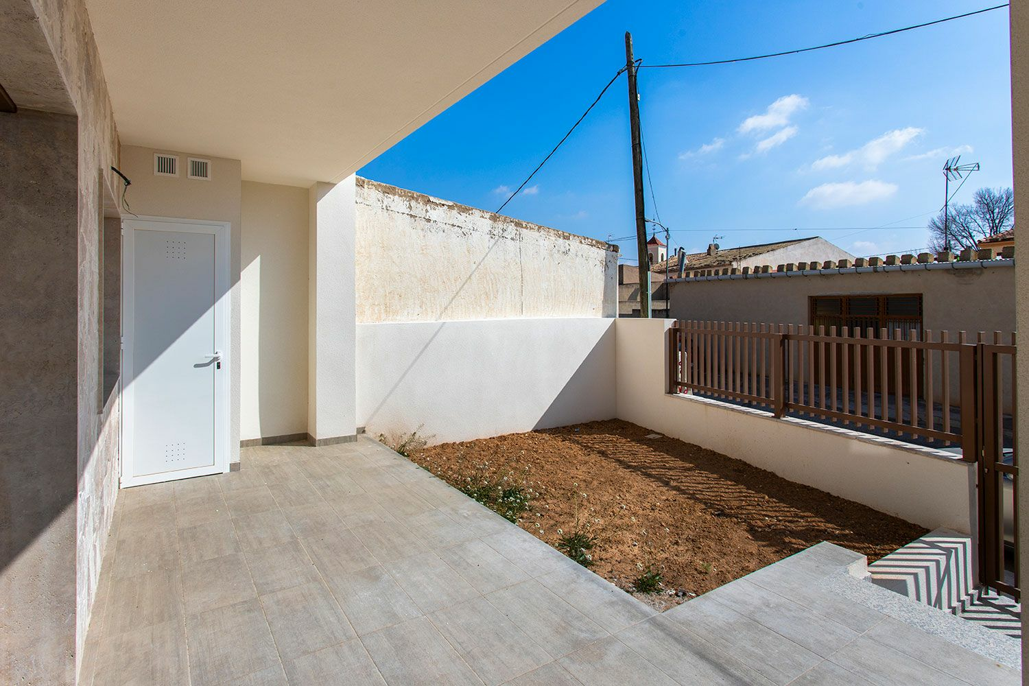 3-bedroom Country Land In Hondon De Las Nieves, Spain (120 M²)