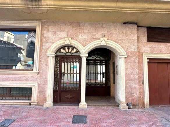 4-bedroom Penthouse In Torrevieja, Spain (189 M²)
