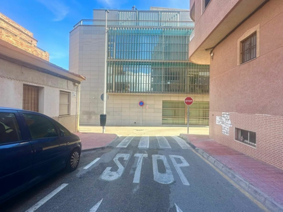 2-bedroom Apartment In Torrevieja, Spain (78 M²)