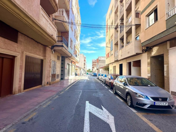 4-bedroom Penthouse In Torrevieja, Spain (189 M²)