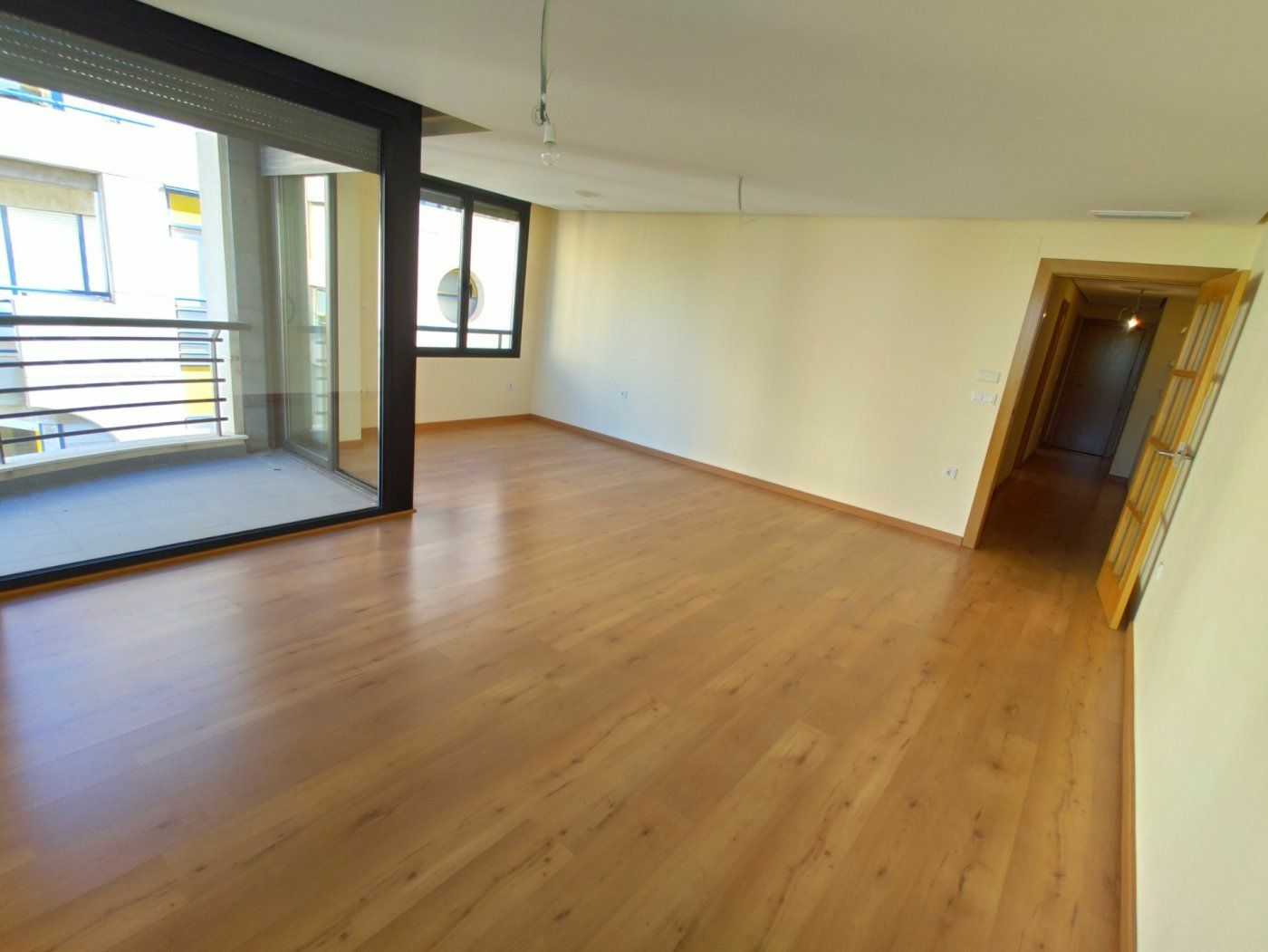 3-bedroom Apartment In Torrevieja, Spain (140 M²)