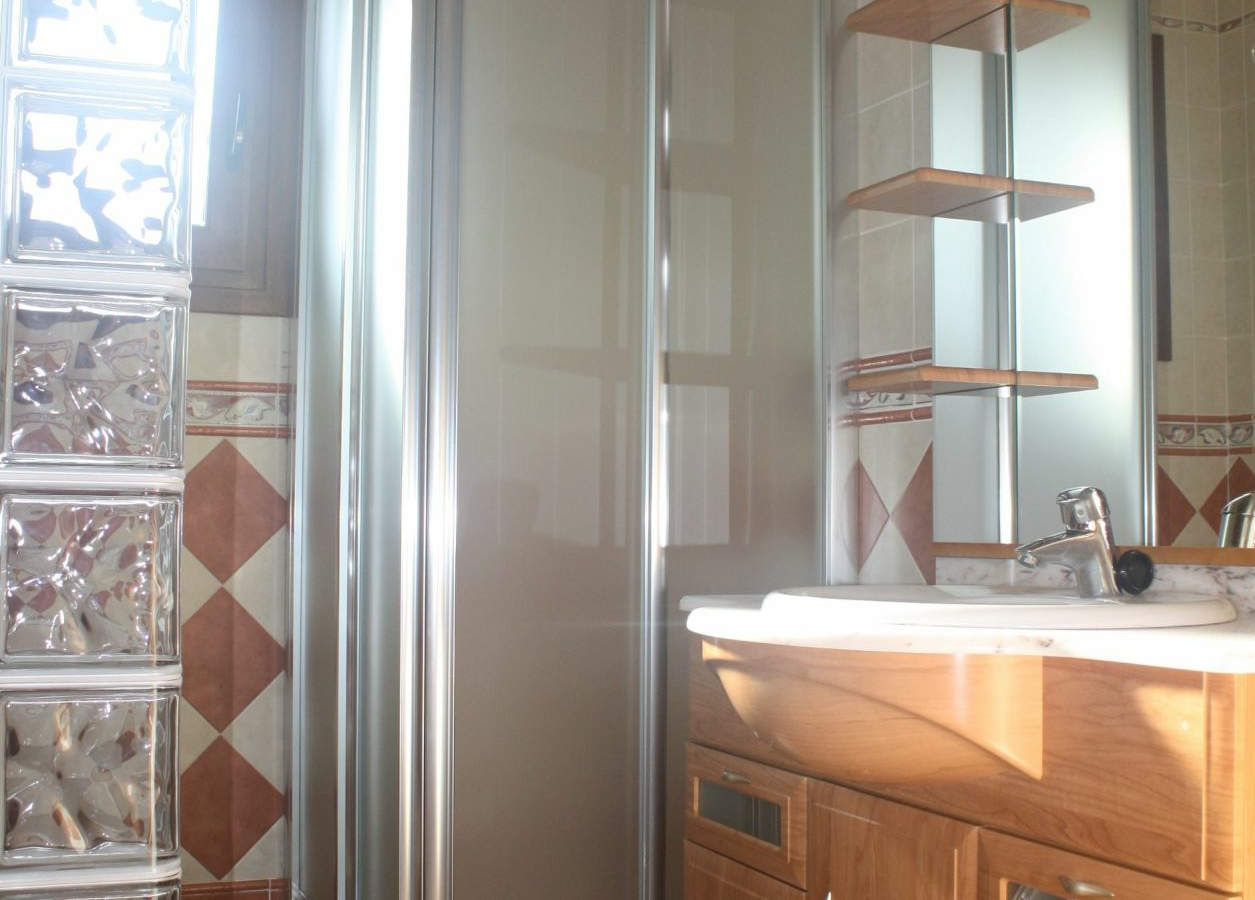 3-bedroom Villa In Torrevieja, Spain (319 M²)