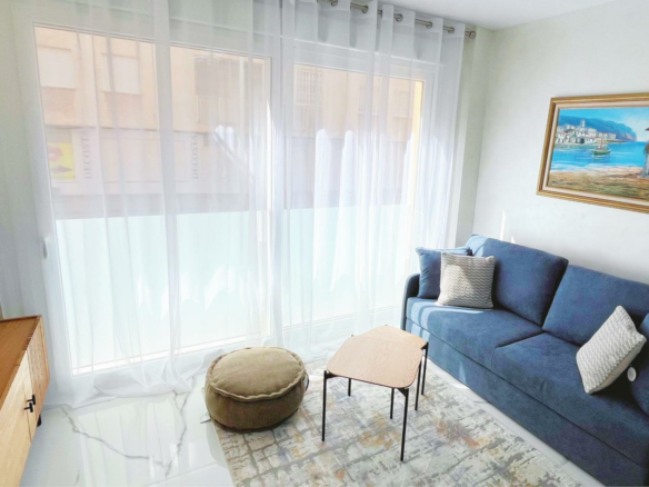 2-bedroom Apartment In Torrevieja, Spain (90 M²)