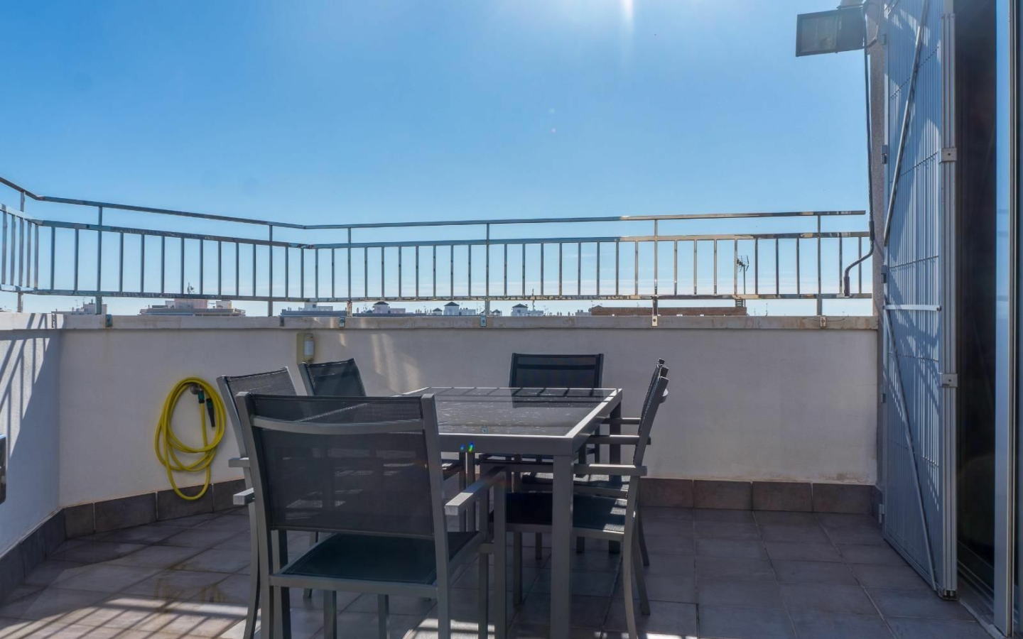 3-bedroom Apartment In Torrevieja, Spain (205 M²)