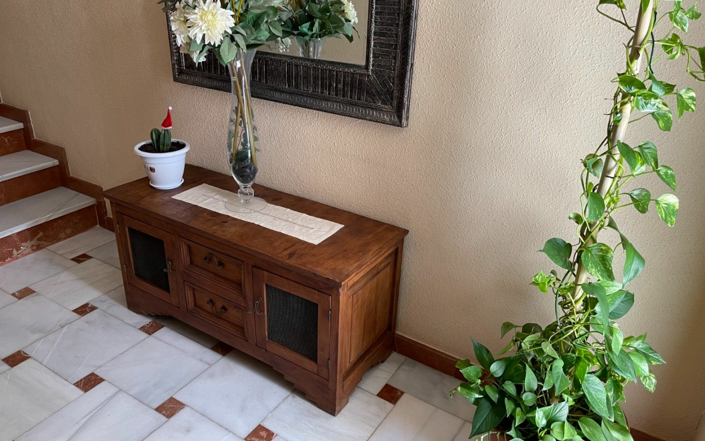 5-bedroom Townhouse In San Miguel De Salinas, Spain (290 M²)