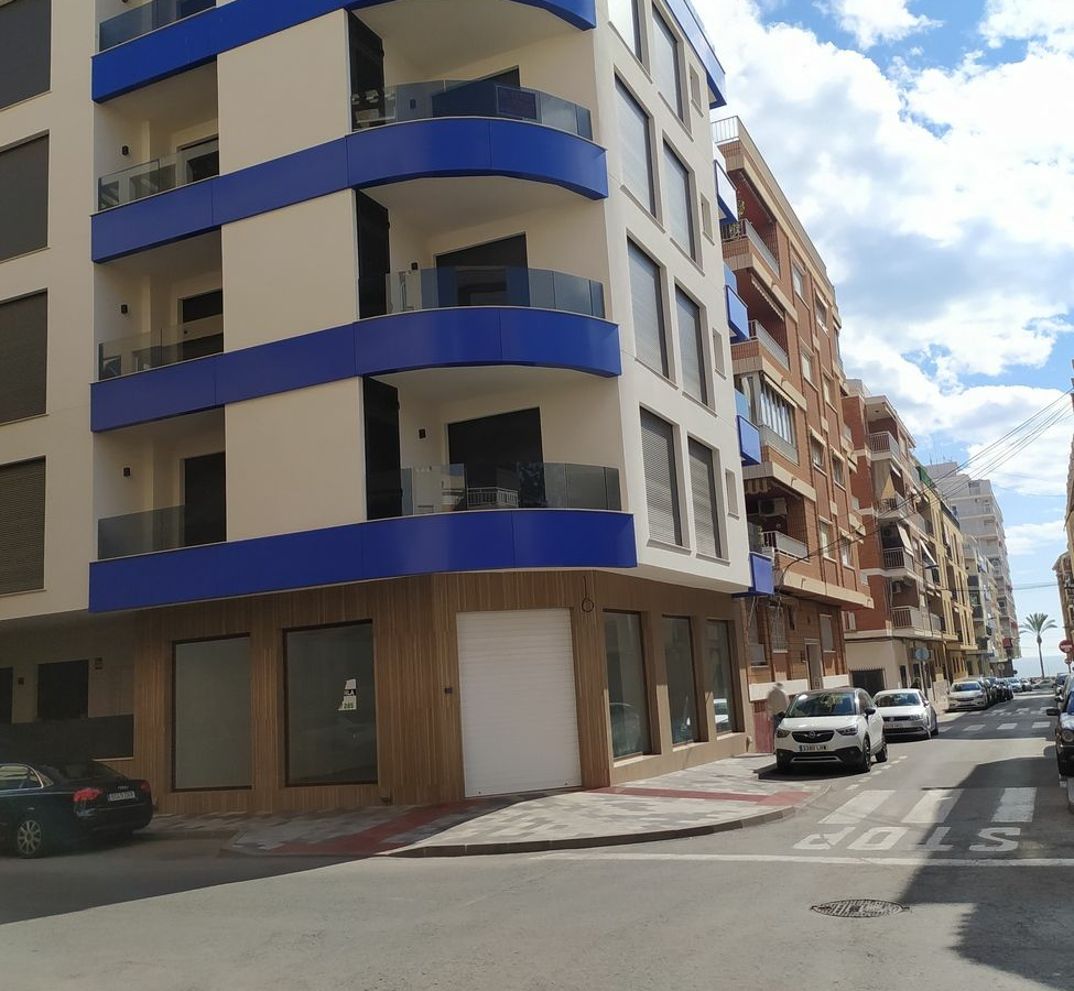 2-bedroom Apartment In Torrevieja, Spain (88 M²)