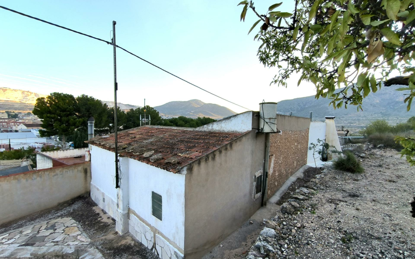 Village House In Algueña
