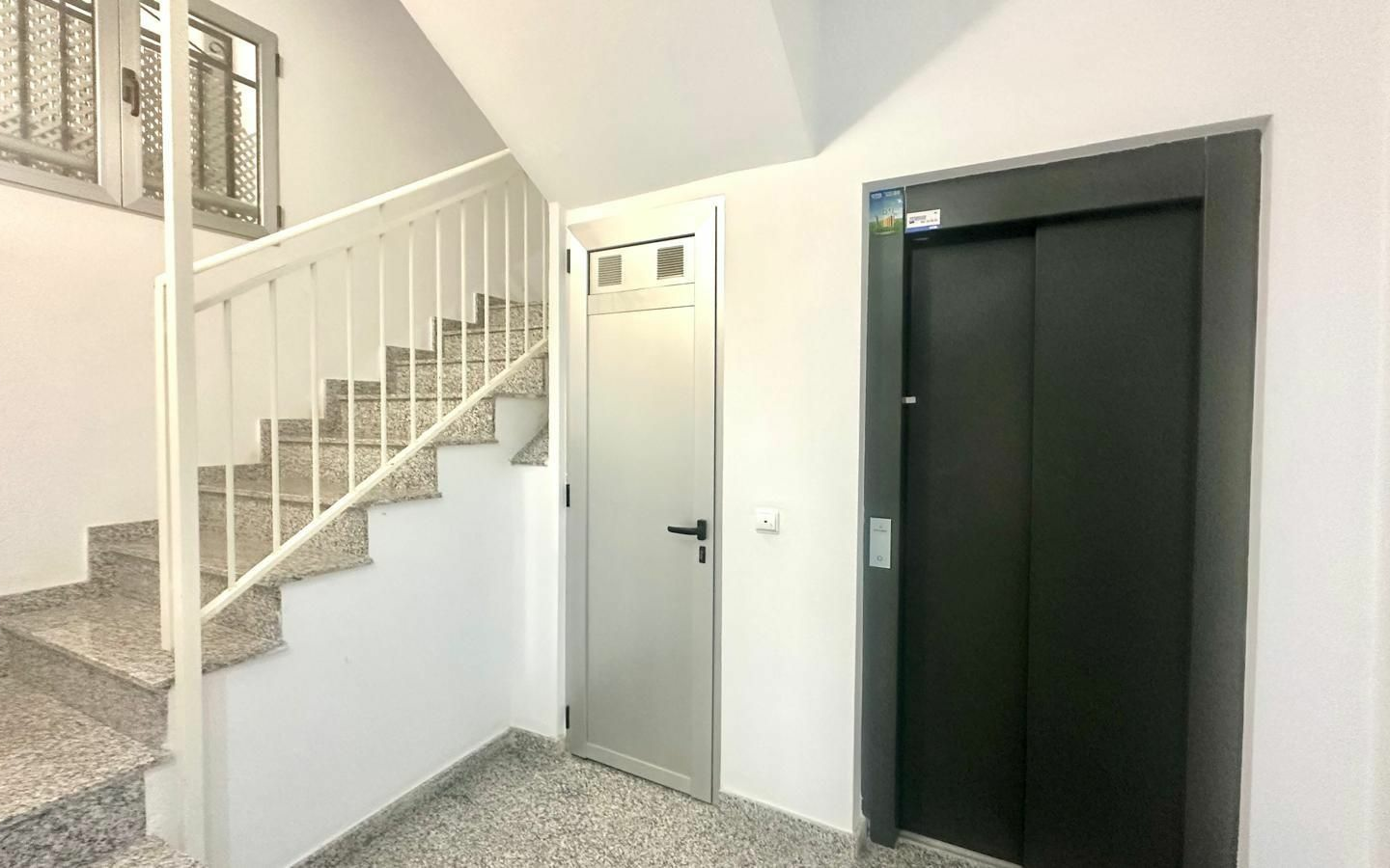 2-bedroom Apartment In Torrevieja, Spain (78 M²)