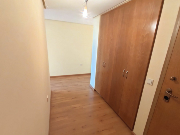 3-bedroom Apartment In Torrevieja, Spain (140 M²)